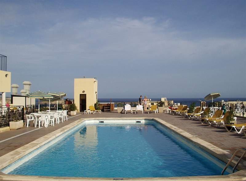 The Crown Hotel Buġibba Luaran gambar